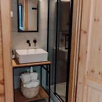 Na Skraju Gaju Дом отдыха *